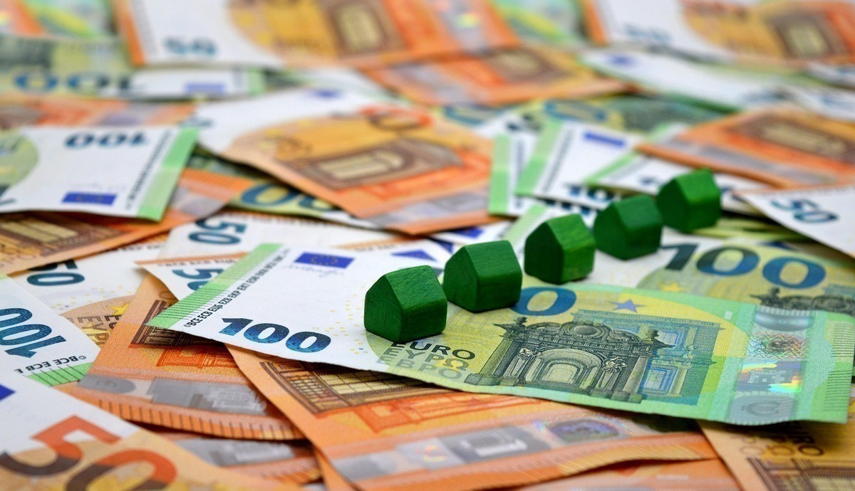 Finanzierung & Förderung in Weimar: KfW-Förderung, Wohnbauförderung im Bundesland, Zinsentwicklung und Bankenvergleich. Alles Wichtige zur Immobilienfinanzierung im Überblick.