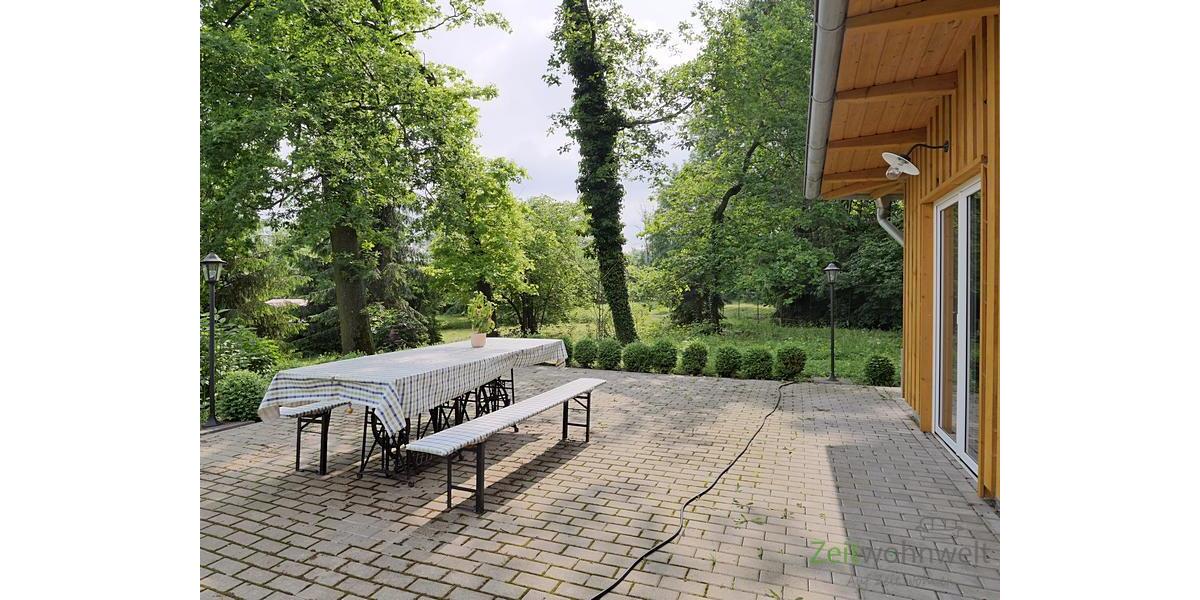 Terrasse vor dem Wohnzimmer