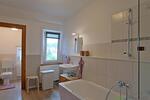 (EF0694_M) Arnstadt: Arnstadt, möblierte Mansardenwohnung nahe der Innenstadt, Vinylböden, Wohnküche, WLAN inklusive - Etagenwohnung Arnstadt Arnstadt | Angebot:27322827