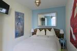 (EF1153_M) Jena: Zentrum, kleine kunstvoll möblierte Wohnung mit Freisitz im ruhigen Innenhof, Reinigung inkl. - Etagenwohnung Jena Zentrum | Angebot:27322851
